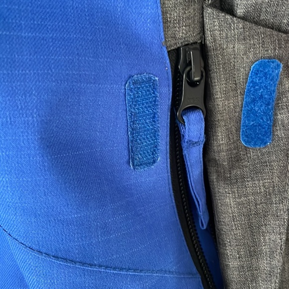 Snowboard jacket - Picture 5 of 10